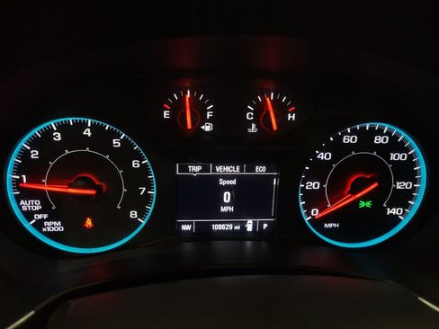 Used 2019 Chevrolet Equinox LS FWD image 23