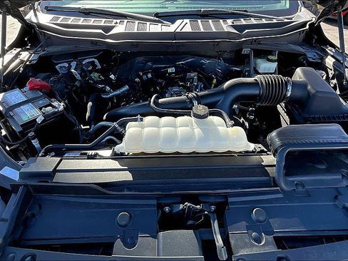 Used 2022 Ford F150 XLT w/ Trailer Tow Package image 12