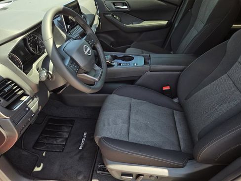 New 2026 Nissan Rogue SV FWD image 19
