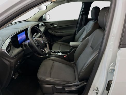 Used 2025 Buick Encore GX Preferred image 13