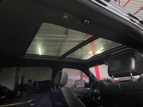 Used 2020 RAM 1500 Limited w/ Black Appearance Package AWD/4WD image 26
