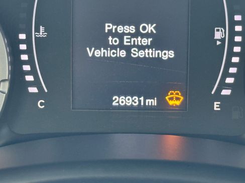 Used 2021 Jeep Renegade Sport image 17