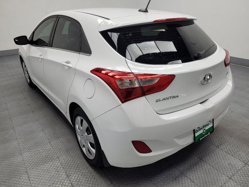 Used 2016 Hyundai Elantra GT FWD image 5