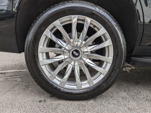 Used 2022 Cadillac Escalade Premium Luxury RWD image 56