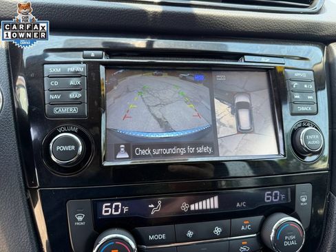 Used 2017 Nissan Rogue SV AWD/4WD image 26