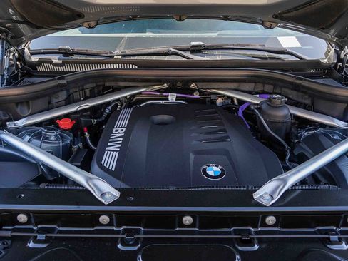 New 2026 BMW X5 sDrive40i w/ M Sport Package image 30