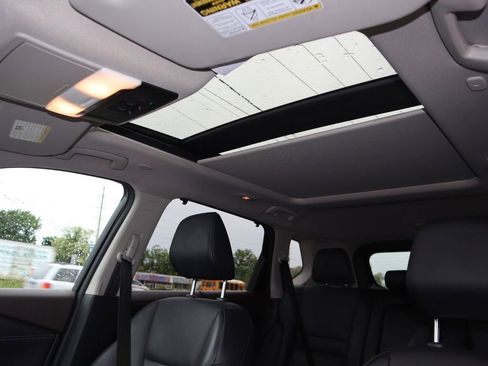 Certified 2022 Nissan Rogue SV w/ SV Premium Package image 15