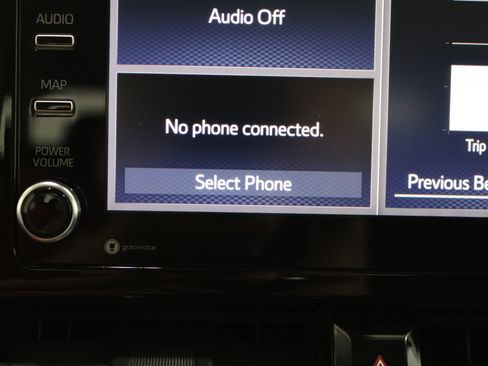 Used 2021 Toyota Corolla LE FWD image 33