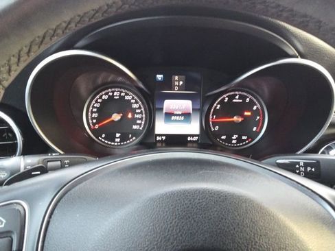 Used 2017 Mercedes-Benz GLC 300 4MATIC image 15