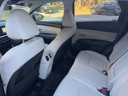 Used 2025 Hyundai Tucson Limited image 7