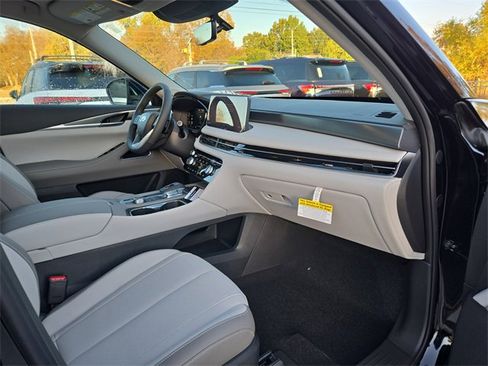 New 2026 INFINITI QX60 Luxe w/ Cargo Package image 18