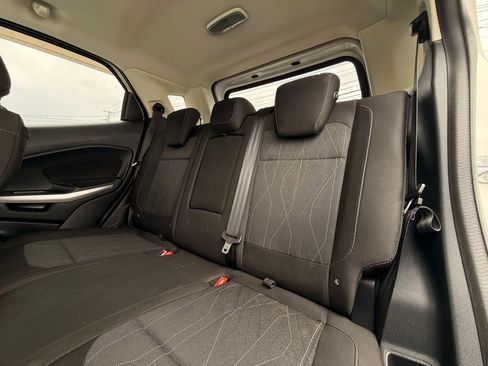 Used 2018 Ford EcoSport SE w/ SE Convenience Package image 15