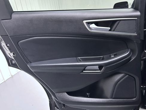 Used 2024 Ford Edge SEL image 20