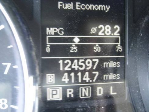Used 2014 Nissan Rogue S AWD/4WD image 19