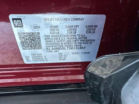 Certified 2025 Buick Encore GX Sport Touring w/ Advanced Technology Package image 8