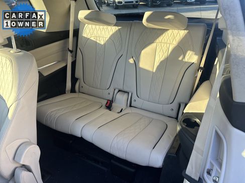 Used 2021 BMW X7 xDrive40i w/ Premium Package 2 image 33