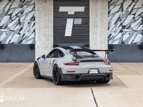 Used 2018 Porsche 911 GT2 RS RWD image 11