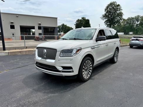 Used 2020 Lincoln Navigator Reserve w/ Luxury Package AWD/4WD image 5
