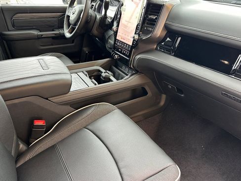 New 2026 RAM 3500 Limited AWD/4WD image 18