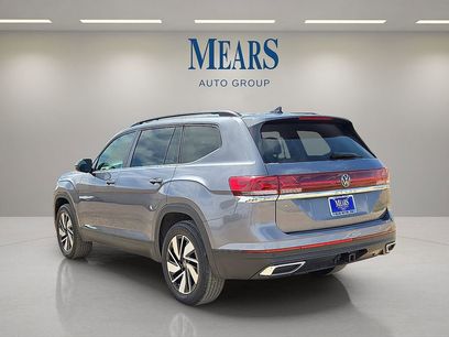 Used 2025 Volkswagen Atlas SE