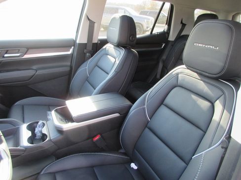 New 2026 GMC Terrain Denali image 12