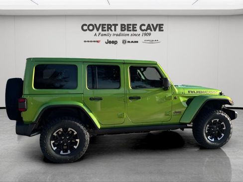 New 2026 Jeep Wrangler Unlimited Rubicon w/ Safety Group image 10