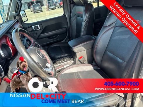 Used 2022 Jeep Gladiator Rubicon w/ LED Lighting Group AWD/4WD image 16