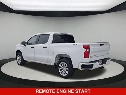 Used 2020 Chevrolet Silverado 1500 Custom w/ Custom Value Package AWD/4WD image 6