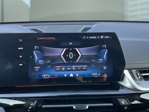 Used 2025 BMW X1 xDrive28i image 30