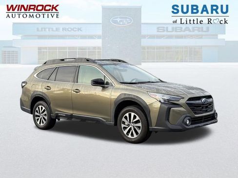 Used 2024 Subaru Outback Premium AWD/4WD image 1