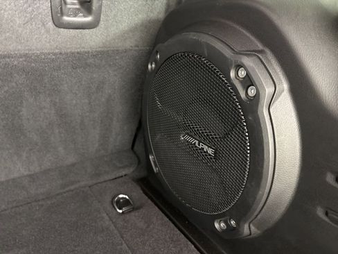 Used 2024 Jeep Wrangler Unlimited Rubicon image 22