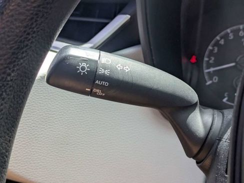 Used 2022 Toyota Corolla L FWD image 24