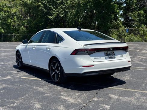 Used 2023 Honda Accord Sport image 7