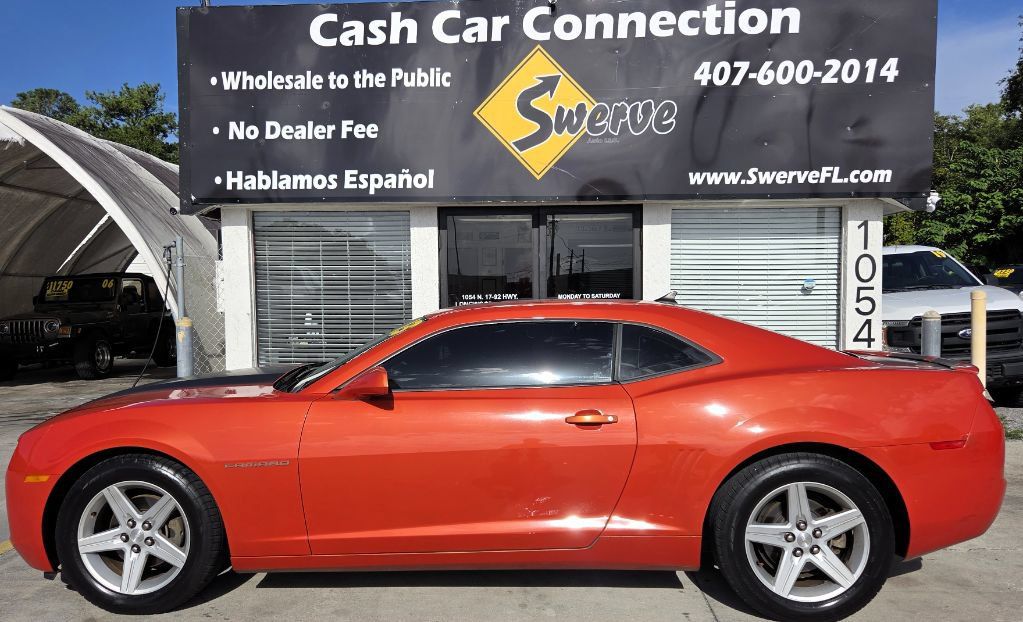 Used 2013 Chevrolet Camaro LS RWD image 9