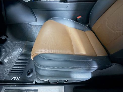 Certified 2025 Lexus GX 550 image 20