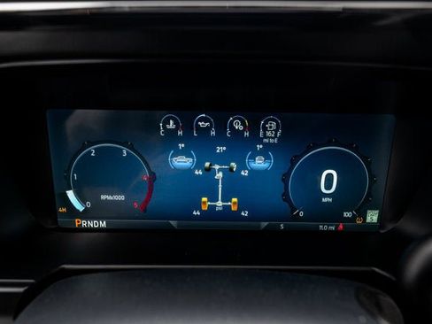 New 2026 Ford F250 Lariat w/ Black Appearance Package image 34