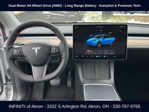 Used 2022 Tesla Model Y Long Range image 40