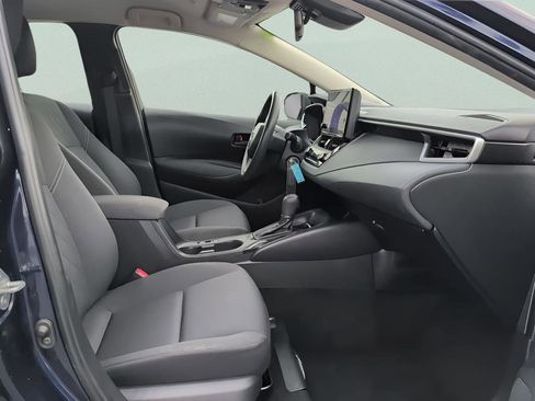 Used 2023 Toyota Corolla LE image 38