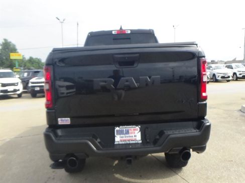 Certified 2025 RAM 1500 Warlock AWD/4WD image 7