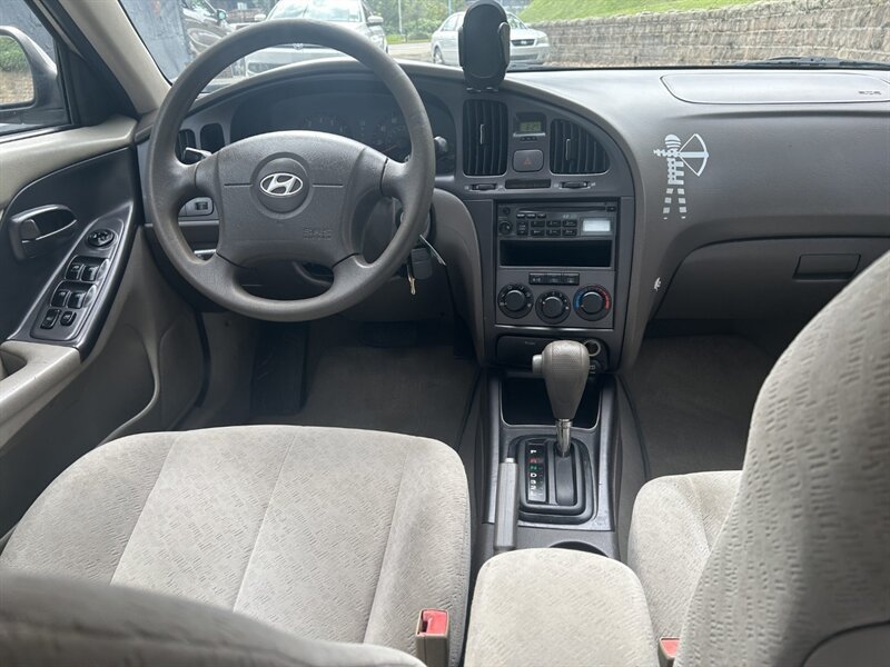 Used 2005 Hyundai Elantra GLS FWD image 6