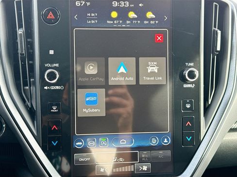 Certified 2025 Subaru Crosstrek 2.5i Limited w/ Crosstrek Mirror Package image 19