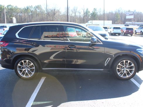Used 2021 BMW X5 xDrive40i image 5