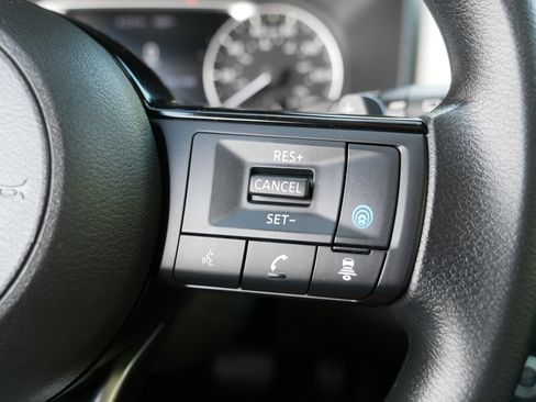Certified 2023 Nissan Rogue SV AWD/4WD image 29