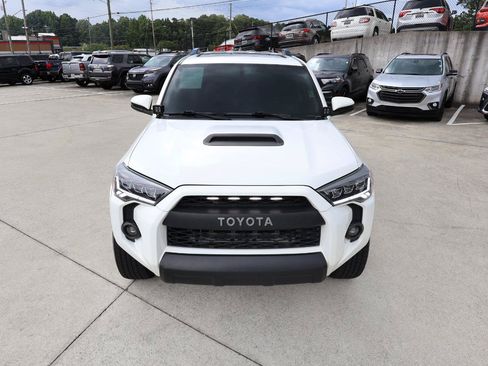Used 2019 Toyota 4Runner TRD Off-Road Premium AWD/4WD image 11