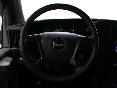Used 2013 GMC Savana 2500 w/ Cold Climate Package RWD image 10