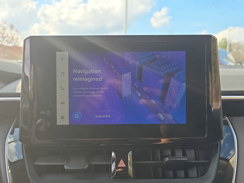 Used 2023 Toyota Corolla LE image 21