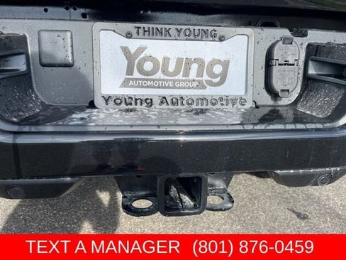 New 2026 RAM 2500 Laramie AWD/4WD image 12