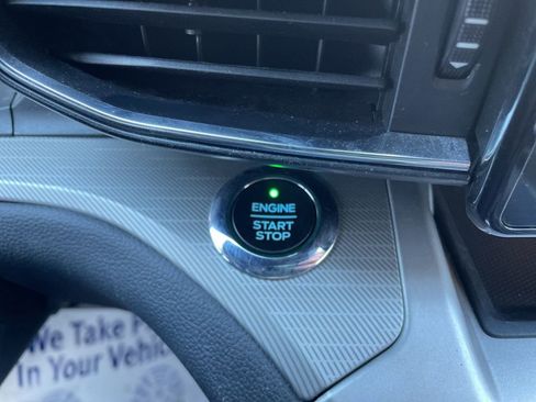 Used 2021 Ford Explorer XLT w/ Equipment Group 202A image 24