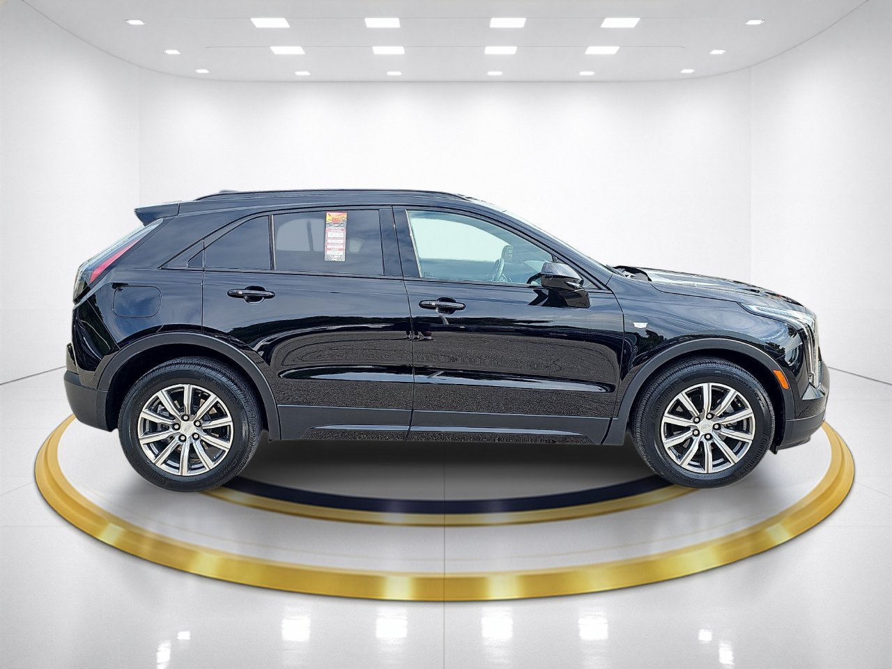 Used 2019 Cadillac XT4 Sport AWD/4WD image 4