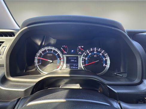 Used 2019 Toyota 4Runner Limited AWD/4WD image 9